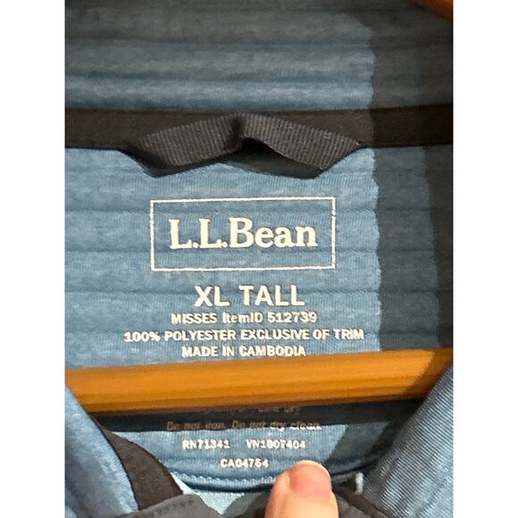 LL Bean Half Button Collar with Pocket Front Pouch - Picture 4 of 6